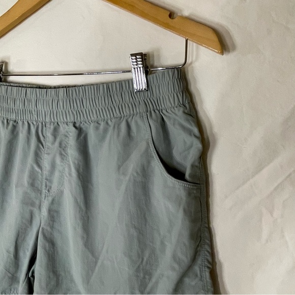 COLUMBIA women’s athletic short with pockets - Picture 13 of 15